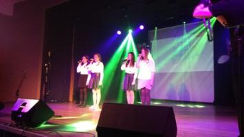 Uczennice SP 14 w Wojewódzkim Konkursie Pieśni i Piosenek Patriotycznych  